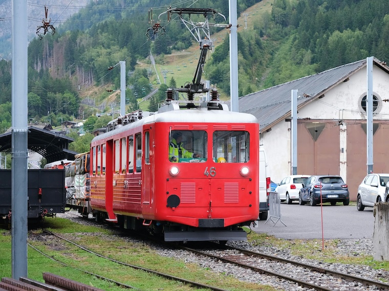 Family Hikes in Chamonix: Best Kid-Friendly Trails and Tips